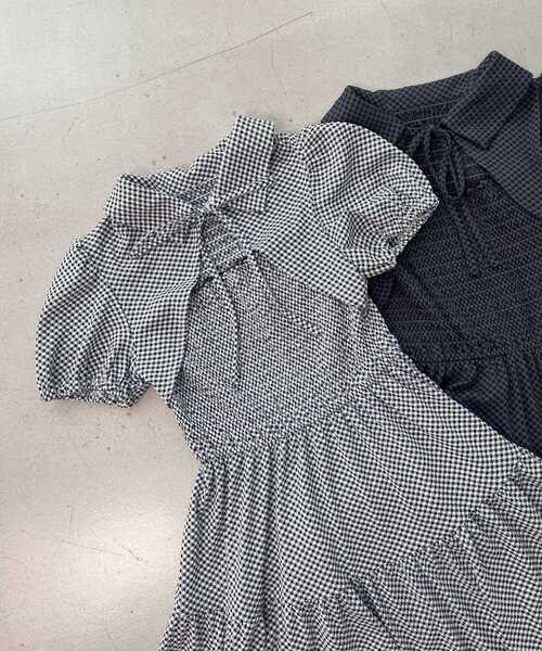 MAJESTIC LEGON（マジェスティックレゴン）の「襟付きデコルテオープンミニワンピ（ワンピース・レディース・ブラック系その他/ブラック/グレー系その他・MEDIUM）」の20枚目の写真