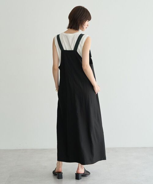 YECCA VECCA（イェッカヴェッカ）の「ベルトストラップサロペット（サロペット/オーバーオール・レディース・ブラック/チャコールグレー/ベージュ・FREE）」の9枚目の写真