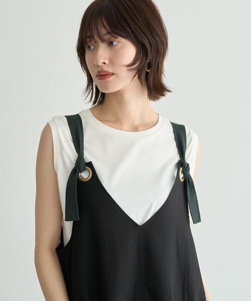 YECCA VECCA（イェッカヴェッカ）の「ベルトストラップサロペット（サロペット/オーバーオール・レディース・ブラック/チャコールグレー/ベージュ・FREE）」の10枚目の写真