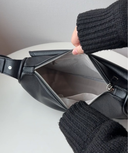 Libra Cue（リブラ キュー）の「フラップショルダーレクタングルバッグ（ショルダーバッグ・レディース・ブラウン/ブラック・FREE）」の22枚目の写真