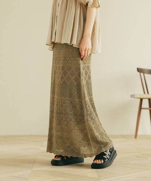 studio CLIP（スタディオクリップ）の「7ゲージ透かし編みロングスカート[プチサイズあり]（スカート・レディース・ブラック/カーキ・FREE/PF）」の2枚目の写真
