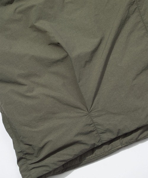 F/CE. （エフシーイー）の「F/CE. GARMENT DYE DOWN MA-1 LONG COAT / エフシーイー  ガーメントダイダウンMA-1ロングコート（ダウンジャケット/コート・メンズ・オリーブ/ブラック/ネイビー・LARGE/MEDIUM/SMALL/X-LARGE）」の18枚目の写真