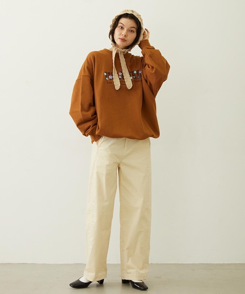 MILKFED.(ミルクフェド)の「BLOOMING FLOWER EMBROIDERY SWEAT TOP(スウェット・レディース・オフホワイト/ブラウン/チャコール・M/L)」の20枚目の写真