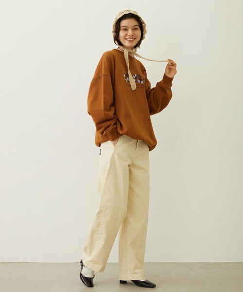 MILKFED.(ミルクフェド)の「BLOOMING FLOWER EMBROIDERY SWEAT TOP(スウェット・レディース・オフホワイト/ブラウン/チャコール・M/L)」の21枚目の写真