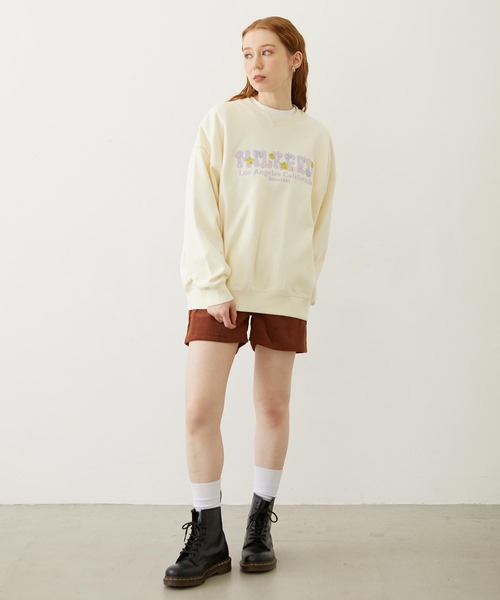 MILKFED.(ミルクフェド)の「BLOOMING FLOWER EMBROIDERY SWEAT TOP(スウェット・レディース・オフホワイト/ブラウン/チャコール・M/L)」の7枚目の写真