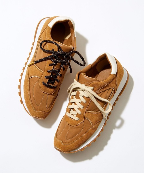 Mazell(マゼル)の「Mazell / ダブルレースライトスニーカー【一部店舗限定サイズ】(スニーカー・レディース・キャメル/ブラック・S/M/L/LL)」の3枚目の写真