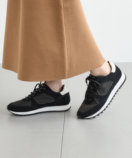 Mazell(マゼル)の「Mazell / ダブルレースライトスニーカー【一部店舗限定サイズ】(スニーカー・レディース・キャメル/ブラック・S/M/L/LL)」の14枚目の写真