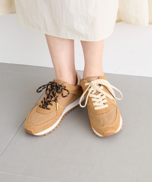 Mazell(マゼル)の「Mazell / ダブルレースライトスニーカー【一部店舗限定サイズ】(スニーカー・レディース・キャメル/ブラック・S/M/L/LL)」の9枚目の写真