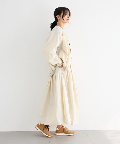 Mazell(マゼル)の「Mazell / ダブルレースライトスニーカー【一部店舗限定サイズ】(スニーカー・レディース・キャメル/ブラック・S/M/L/LL)」の7枚目の写真