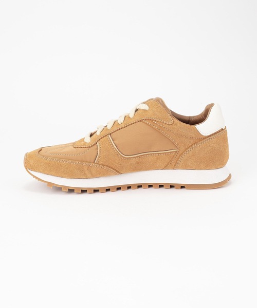 Mazell(マゼル)の「Mazell / ダブルレースライトスニーカー【一部店舗限定サイズ】(スニーカー・レディース・キャメル/ブラック・S/M/L/LL)」の21枚目の写真