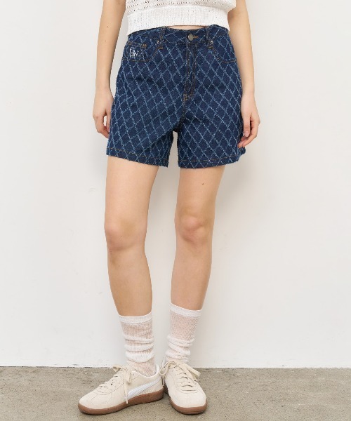 GENERAL IDEA（ジェネラルアイデア）の「GENERAL IDEA/ジェネラルアイディア dia scratch denim shorts ショーツ（デニムパンツ・レディース・ネイビー・L）」の2枚目の写真