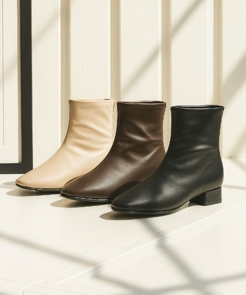 VIVIAN(ヴィヴィアン)の「履きごこちやみつき感激 晴雨兼用ストレッチショートブーツ(ブーツ・レディース・ダークブラウン/グレー系その他7/ブラック・S/M/L/LL)」の4枚目の写真
