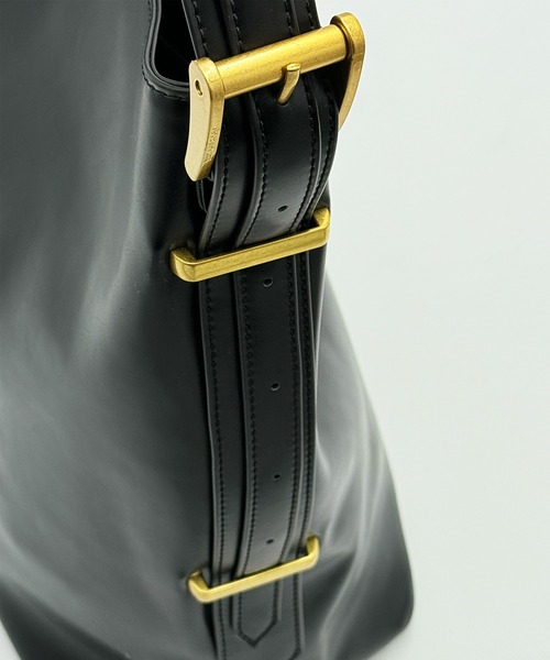 DRAW(ドロー) /ベルテッド バケット バッグ ラージ（ショルダーバッグ