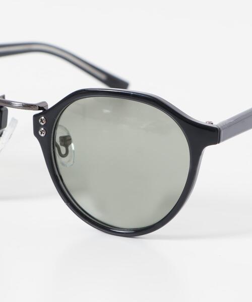 URBAN RESEARCH DOORS（アーバンリサーチドアーズ）の「クラウンパント(調光&偏光レンズ)（メガネ・メンズ・ブルー/グリーン/ブラック・-）」の6枚目の写真