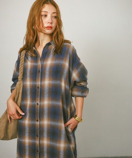 BAYFLOW(ベイフロー)の「チェックシャツワンピース(シャツワンピース・レディース・ネイビー/ベージュ/ブラック・FREE)」の15枚目の写真