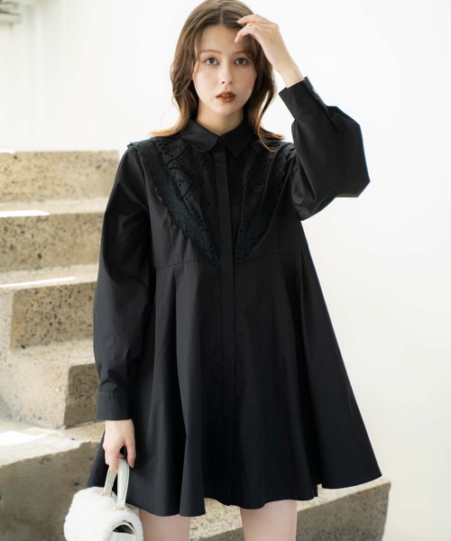 NOELA(ノエラ)の「エンブロイダリーミニシャツワンピース(ワンピース・レディース・ブラック/オフホワイト・フリー)」の4枚目の写真