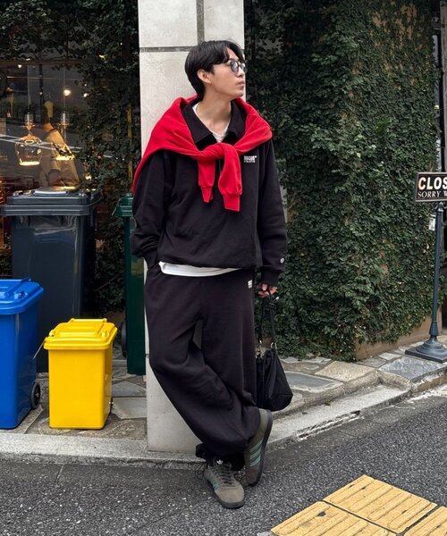 DISCUS(ディスカス)の「【DISCUS】ユニセックス裏毛ハーフジッププルオーバー(スウェット・レディース・グレー/ネイビー/ブラック・LARGE/MEDIUM/SMALL)」の7枚目の写真