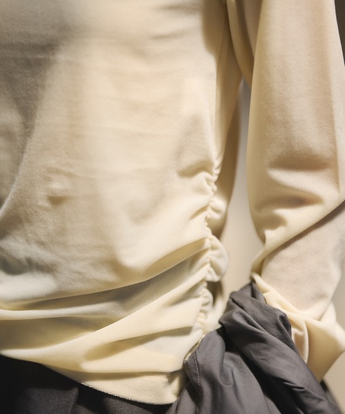 CRAFT STANDARD BOUTIQUE（クラフトスタンダードブティック）の「シアーベロアサイドギャザープルオーバー◆（Tシャツ/カットソー・レディース・グレー/ブラウン/クリーム・FREE）」の4枚目の写真