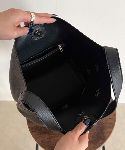 星刺しゅうフェイクレザーワンハンドルバッグ（トートバッグ）｜fredy