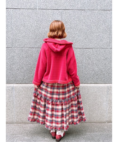 ピンクハウス　赤系ポンチョ ピンクハウスのPINKHOUSE 2023 Autumnカタログ｜PINK HOUSE
