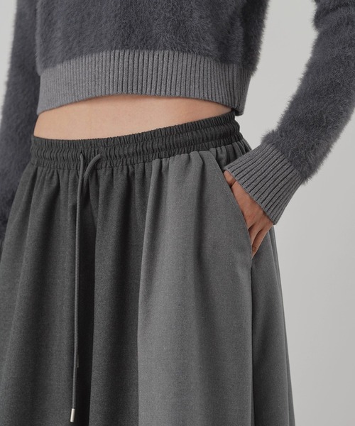 Fano Studios（ファノ ストゥディオズ）の「バイカラースレアスカート EM25a065【EIGHTHMONTH】（スカート・レディース・ダークグレー・L/M/S）」の4枚目の写真