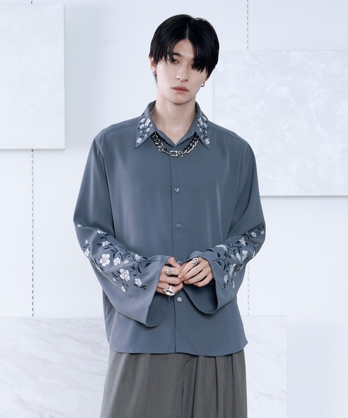 セール】2wayアームスリットフラワー刺繍ドレープシャツ（シャツ