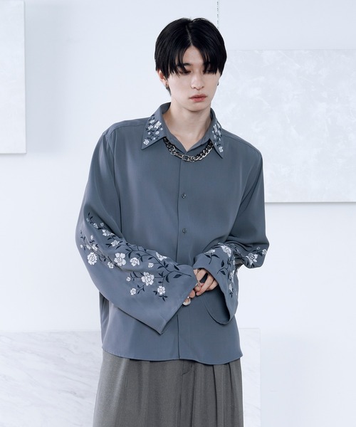 2wayアームスリットフラワー刺繍ドレープシャツ（シャツ/ブラウス