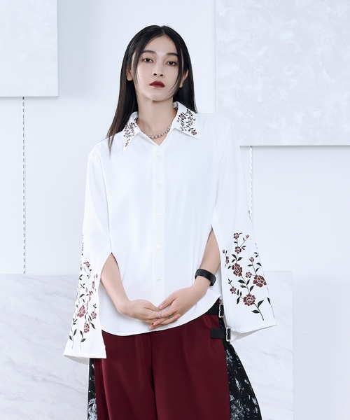 Ellno Loset（エルノロゼット）の「2wayアームスリットフラワー