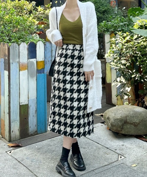 shoppinggo(ショッピングゴー)の「スカート 千鳥格子 チェック ペンシルスカート ロング丈 ひざ下丈 カジュアル(スカート・レディース・ブラック/ブラウン・FREE)」の18枚目の写真