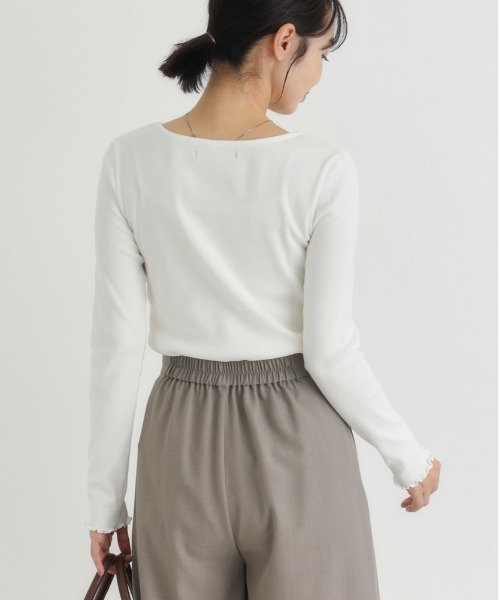 Right-on（ライトオン）の「【HONEYSUCKLE ROSE】リブメローロングスリーブＴシャツ（Tシャツ/カットソー・レディース・オフホワイト/ブラック/ブラック×ホワイト/ブルー・M/L/S）」の21枚目の写真