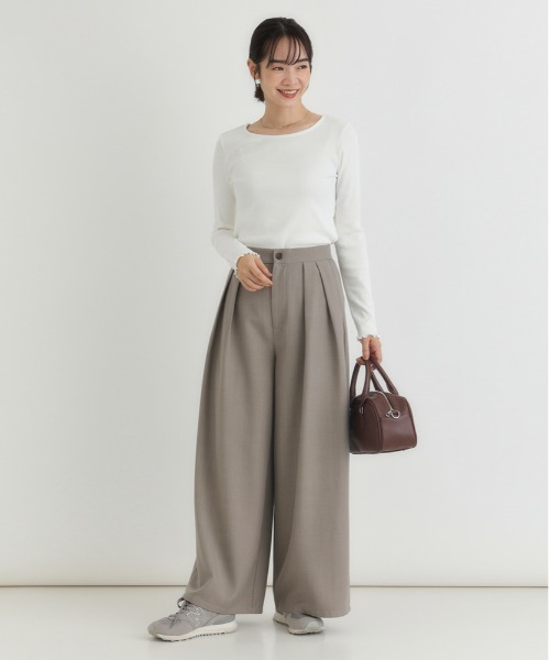 Right-on（ライトオン）の「【HONEYSUCKLE ROSE】リブメローロングスリーブＴシャツ（Tシャツ/カットソー・レディース・オフホワイト/ブラック/ブラック×ホワイト/ブルー・M/L/S）」の19枚目の写真