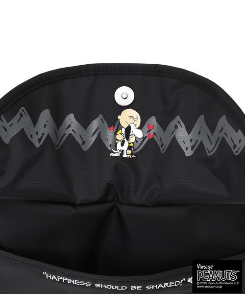 Manhattan Portage（マンハッタンポーテージ）の「DUET SHOULDER BAG FZP MGNT FLIGHT NYLON BACKING PEANUTS 25（ショルダーバッグ・レディース・ブラック・X-SMALL）」の15枚目の写真