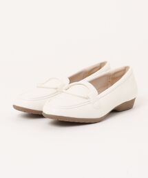 ELLE PLANETE（エルプラネット）の「【ELLE PLANET】リングチャーム付きソフトローファーシューズ（ローファー）」