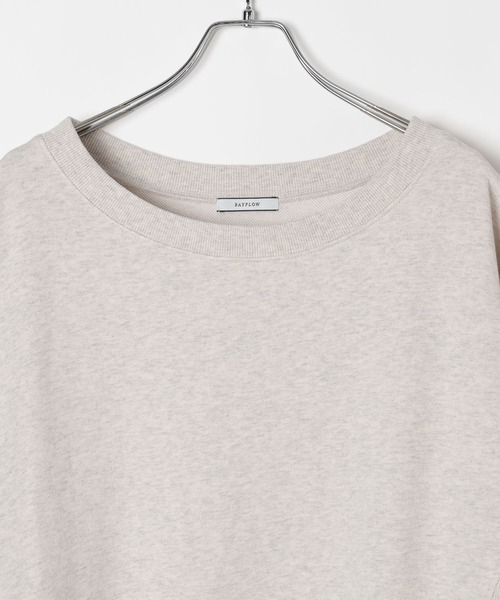 BAYFLOW(ベイフロー)の「オフショルダースウェット(スウェット・レディース・ホワイト系/イエロー系/ダークブラウン・FREE)」の9枚目の写真