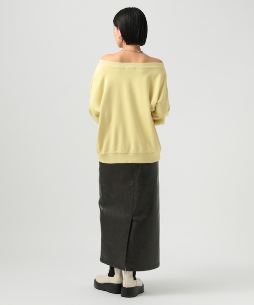 BAYFLOW(ベイフロー)の「オフショルダースウェット(スウェット・レディース・ホワイト系/イエロー系/ダークブラウン・FREE)」の19枚目の写真