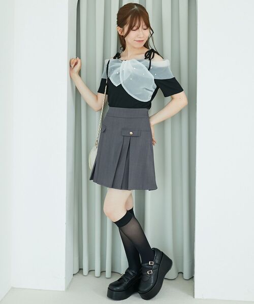 MAJESTIC LEGON(マジェスティックレゴン)の「ゴールドボタンプリーツミニスカパン(スカート・レディース・ブラウン/アイボリー/グレー・MEDIUM)」の18枚目の写真