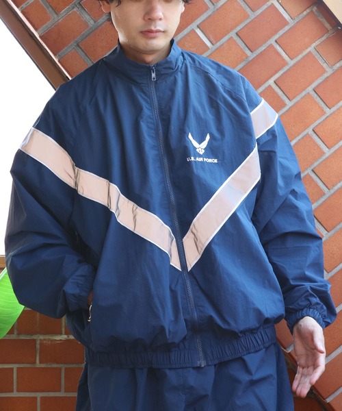 ８(eight)（エイト）の「USタイプPTUウインドブレーカー（ナイロンジャケット・メンズ・ネイビー・LARGE/MEDIUM/X-LARGE）」の21枚目の写真