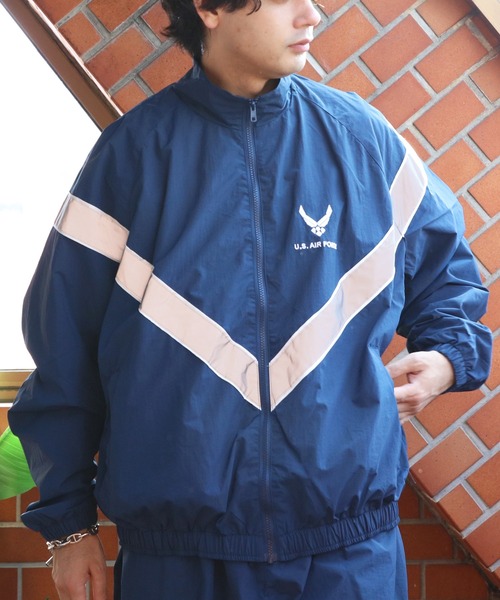 ８(eight)（エイト）の「USタイプPTUウインドブレーカー（ナイロンジャケット・メンズ・ネイビー・LARGE/MEDIUM/X-LARGE）」の22枚目の写真