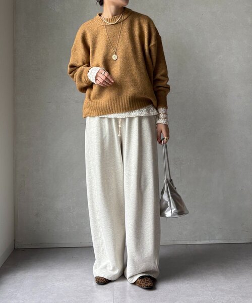 DouDou(ドゥドゥ)の「【WEB限定】クルーネックショートプルオーバー(ニット/セーター・レディース・レッド/キャメル/オフホワイト/チャコールグレー・FREE)」の15枚目の写真