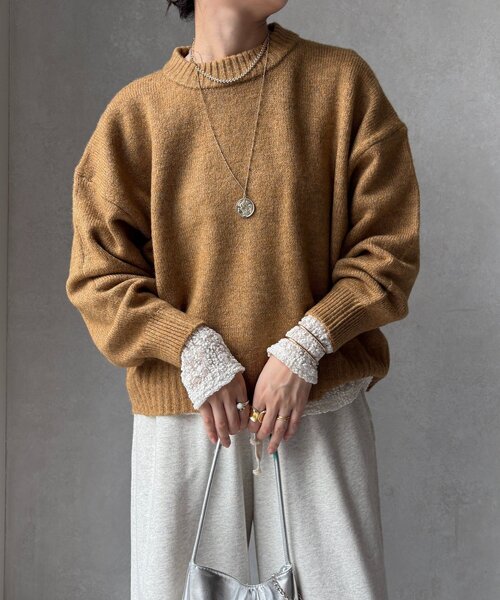 DouDou(ドゥドゥ)の「【WEB限定】クルーネックショートプルオーバー(ニット/セーター・レディース・レッド/キャメル/オフホワイト/チャコールグレー・FREE)」の5枚目の写真