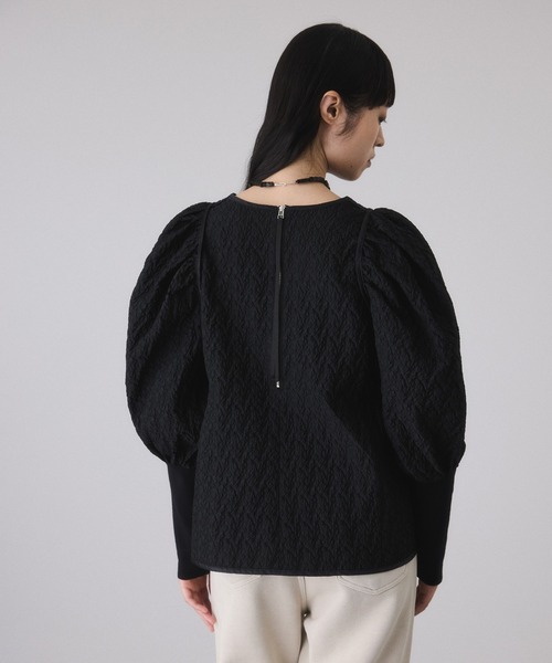 ADAM ET ROPE'（アダムエロペ）の「ジャガードコンビギャザートップス（Tシャツ/カットソー・レディース・ブラック/オフホワイト・FREE）」の14枚目の写真