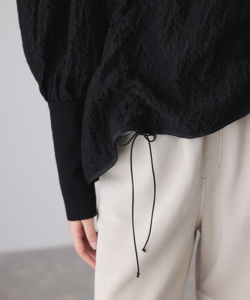 ADAM ET ROPE'（アダムエロペ）の「ジャガードコンビギャザートップス（Tシャツ/カットソー・レディース・ブラック/オフホワイト・FREE）」の5枚目の写真