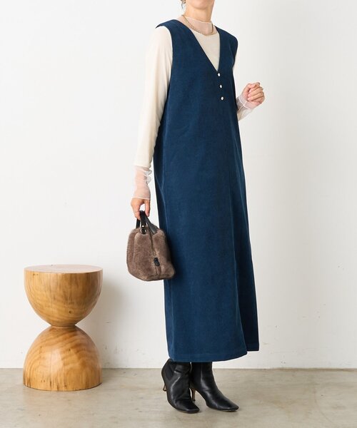Jena espace merveilleux（ジェナ エスパスメルヴェイユ）の「ボタン付