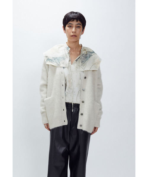 1er Arrondissement(プルミエアロンディスモン)の「【リニューアル】FOXカシミアカーディガン(ニット/セーター・レディース・ベージュ/ピンク系その他4/ブラック系その他3・FREE)」の2枚目の写真