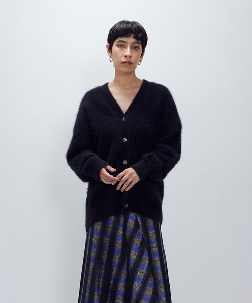 1er Arrondissement(プルミエアロンディスモン)の「【リニューアル】FOXカシミアカーディガン(ニット/セーター・レディース・ベージュ/ピンク系その他4/ブラック系その他3・FREE)」の19枚目の写真