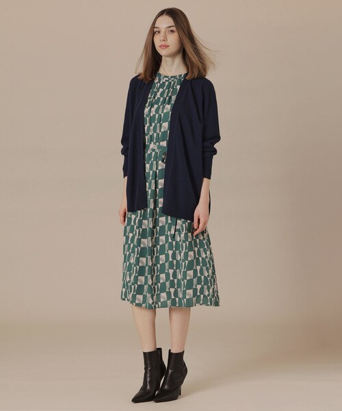 MACKINTOSH LONDON（マッキントッシュ ロンドン）の「バルキーニットカーディガン（カーディガン/ボレロ・レディース・ブラウン/ネイビー/グリーン・38）」の13枚目の写真
