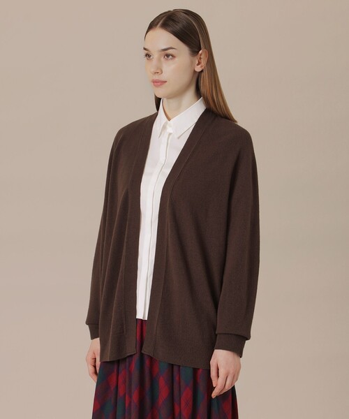MACKINTOSH LONDON（マッキントッシュ ロンドン）の「バルキーニットカーディガン（カーディガン/ボレロ・レディース・ブラウン/ネイビー/グリーン・38）」の9枚目の写真