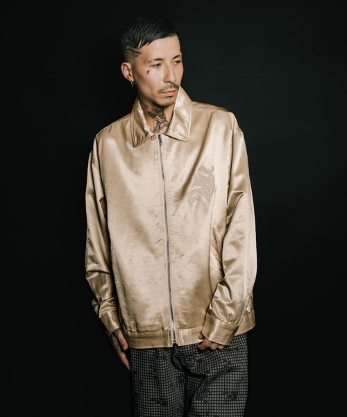 Subciety(サブサエティ)の「Satin swing top(ブルゾン・メンズ・アイボリー/ネイビー/ピンク・SMALL/MEDIUM/LARGE/X-LARGE)」の8枚目の写真