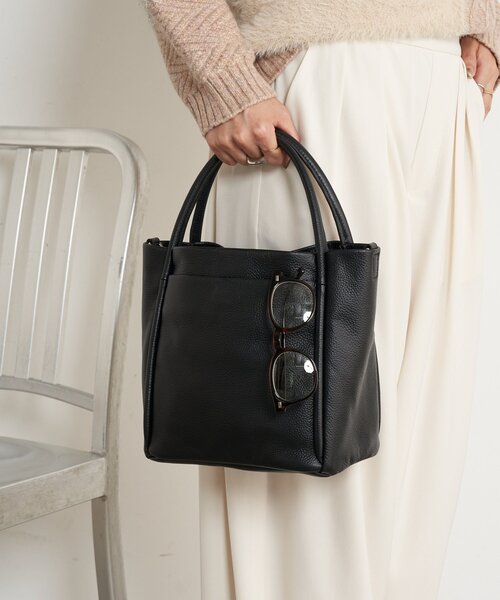 Jena espace merveilleux（ジェナ　エスパスメルヴェイユ）の「本革ポケットミニバッグ（トートバッグ・レディース・ベージュ/ブラック・FREE）」の4枚目の写真