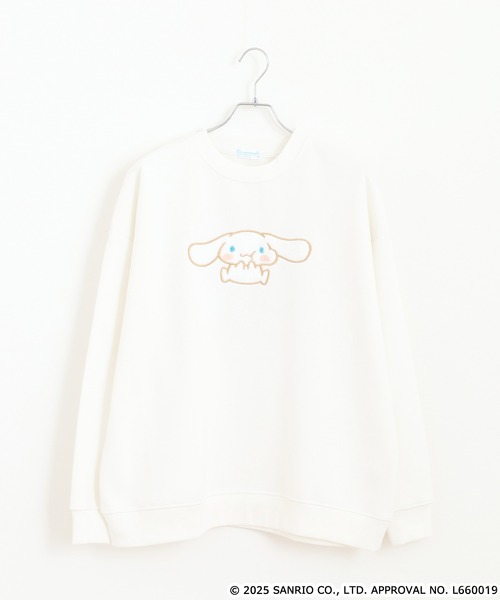 sanrio（サンリオ）の「サンリオキャラクターズ サガラ刺繍 裏起毛ビッグシルエットトレーナー（スウェット・レディース・ダークブルー/オフホワイト/ホワイト系/ダークラベンダー/ダークブラウン/ホワイト系2/クリーム/ホワイト系3/ブラック/ライトピンク/ブラック系/オートミール/ネイビー/ベージュ・FREE）」の21枚目の写真